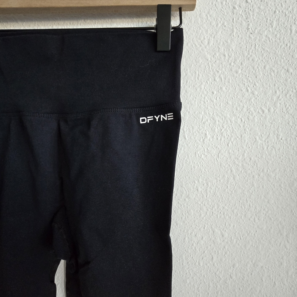 High-Waist Black Women's Leggings - Picture 3 of 8